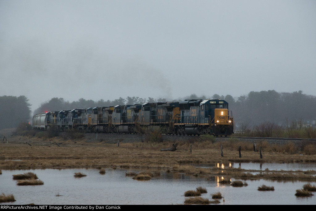 CSXT 1712 Leads M427 at the Scarborough Marsh